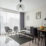 Cozy Apartment & Parking Next To St Sophia Hospital